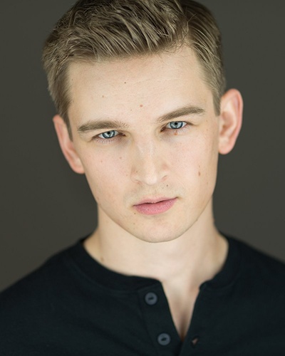 斯塔福德·道格拉斯的写真