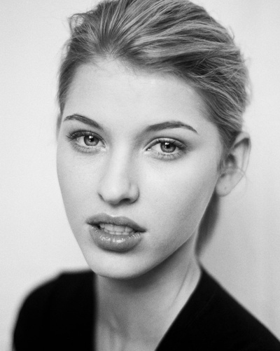 莎拉·格雷的写真