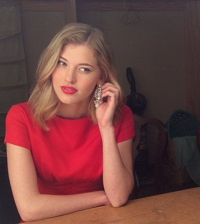 莎拉·格雷的写真