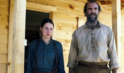 罗伊·麦克凯恩的写真-《西部慢调》里的汪星...