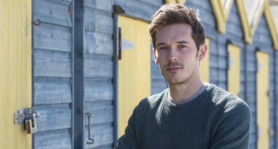 山姆·帕莱迪奥的写真