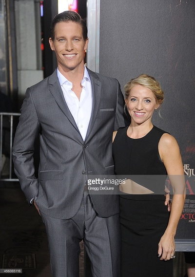 瓦德·霍尔顿的写真-与妻子Alexa Horton