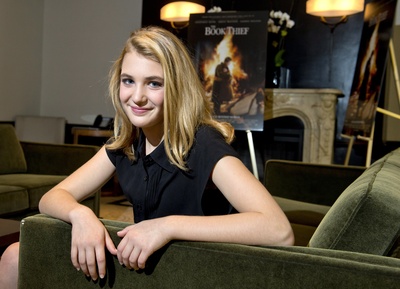 苏菲·奈丽丝的写真