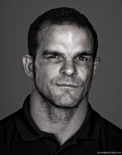 伊恩·罗伯茨的写真