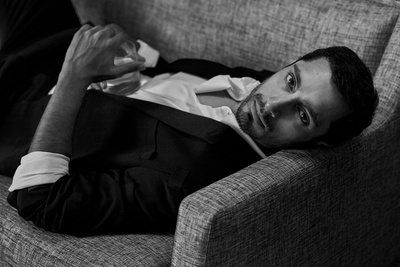 里兹·阿迈德的写真