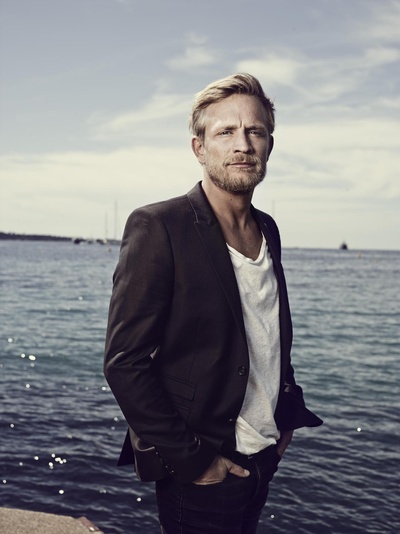 杰瑞米·雷乃的写真