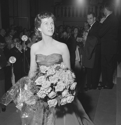 贝琪·布莱尔的写真