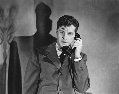 罗伯特·卡明斯的写真