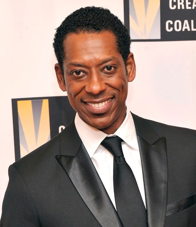 奥兰多·琼斯的写真