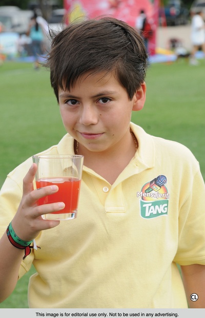 阿德里安·阿龙索的写真