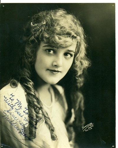 米尔德丽德·戴维斯的写真-Mildred Davis appear...