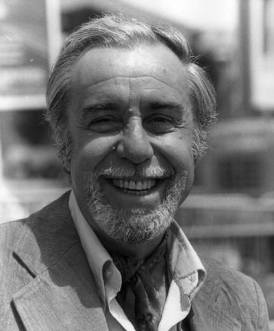 费尔南多·雷伊的写真