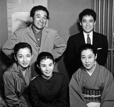 小林正树的写真-小林、松山善三有马稻...