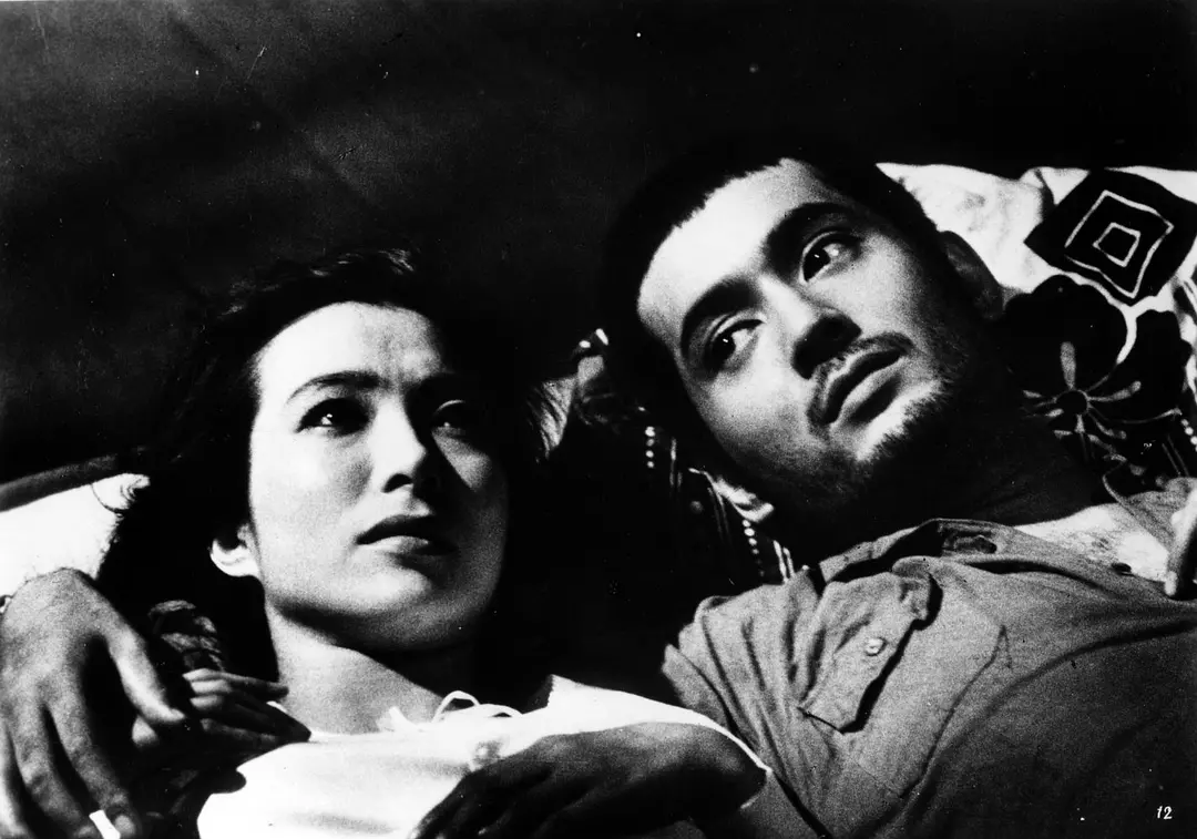 新珠三千代的写真