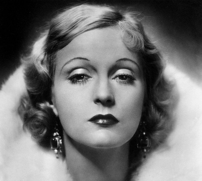 卡米拉·霍恩的写真