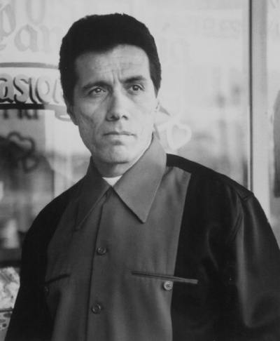 爱德华·詹姆斯·奥莫斯的写真