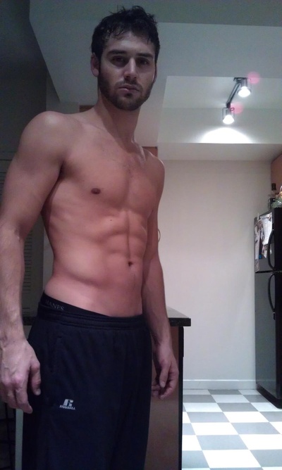 瑞安·古兹曼的写真