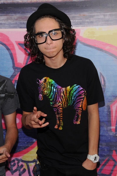 亚当·G·瑟瓦尼的写真