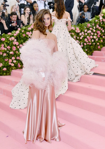 泰勒·希尔的写真