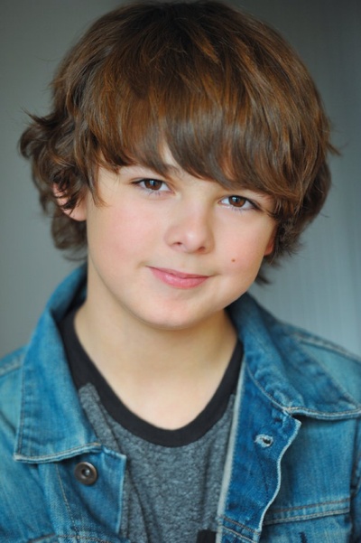 麦克斯·查尔斯的写真