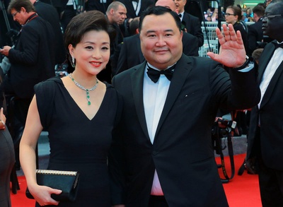 杨澜的写真-杨澜、吴征携手亮相戛...