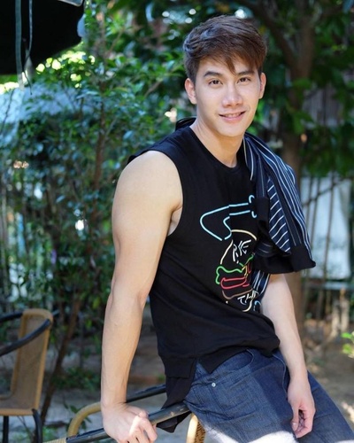 巴功·他那瓦凌猜的写真