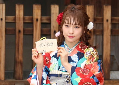 川荣李奈的写真