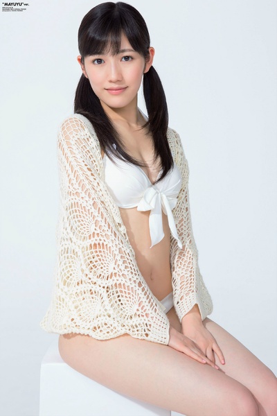 渡边麻友的写真