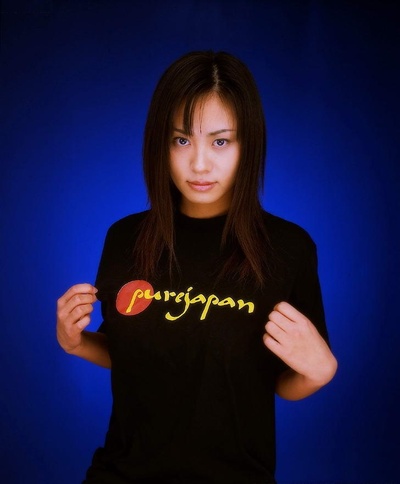 绫濑麻理的写真