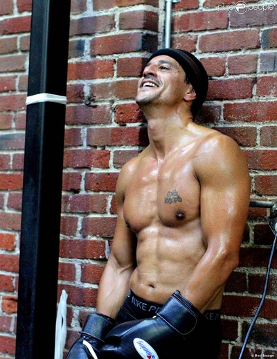 萨伊德·塔格马奥的写真