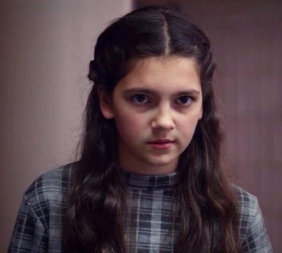 艾米丽·凯里的写真