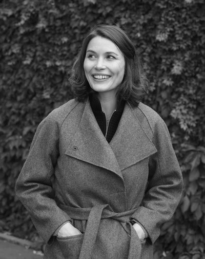 丽莎·洛文·孔斯利的写真