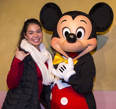 奥丽伊·卡瓦洛的写真