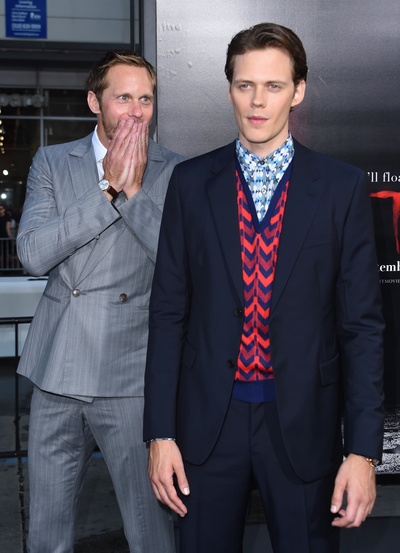 比尔·斯卡斯加德的写真