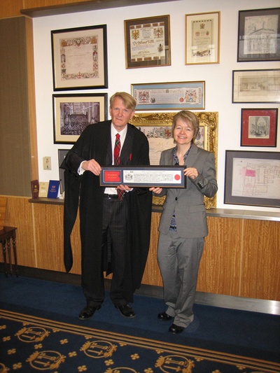 莎拉·沃特丝的写真