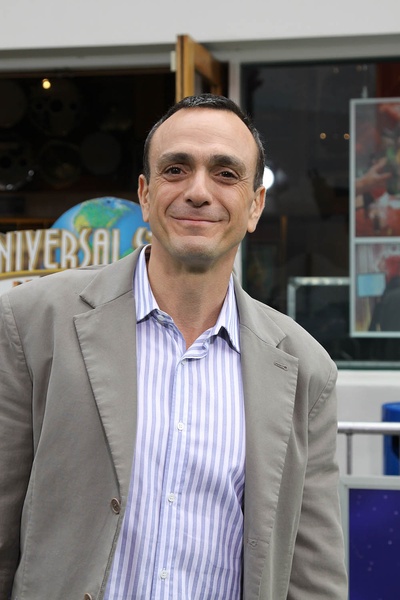 汉克·阿扎利亚的写真