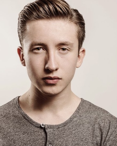 克里斯蒂安·利斯的写真-Christian Lees