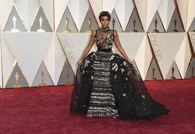 加奈儿·梦奈的写真-奥斯卡