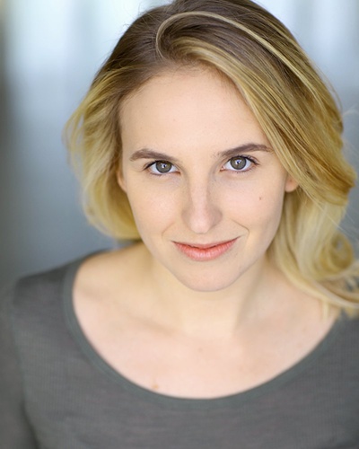 莫甘娜·布里吉尔斯的写真