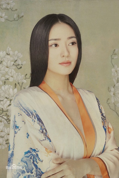 尹航的写真-有女子从画中来