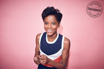 利蒂希娅·赖特的写真