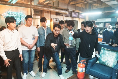 延尚昊的写真-在《念力》的拍摄现场