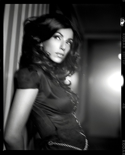 奥雷·阿蒂卡的写真