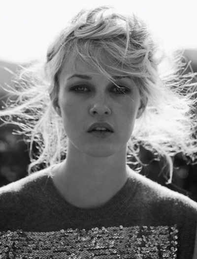 安拜·柴尔德斯的写真