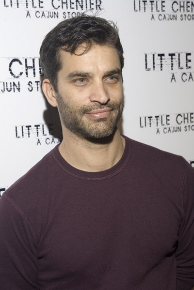 乔纳森·斯卡奇的写真