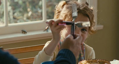 麦琪·伊丽莎白·琼斯的写真