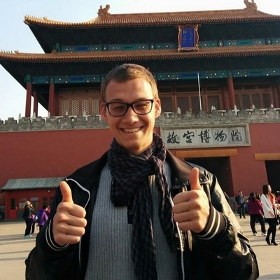 玛提斯·迷纶的写真-他的脸书上面的