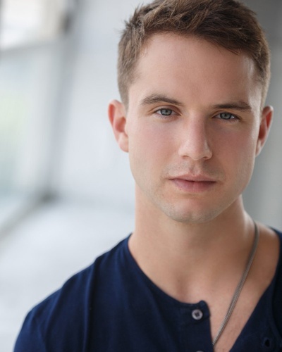 威尔·布里顿的写真