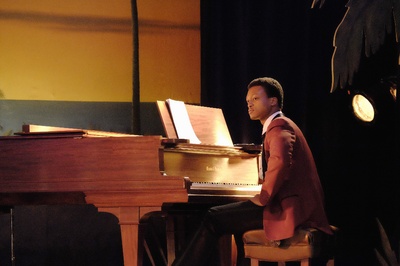 J·昆顿·约翰逊的写真