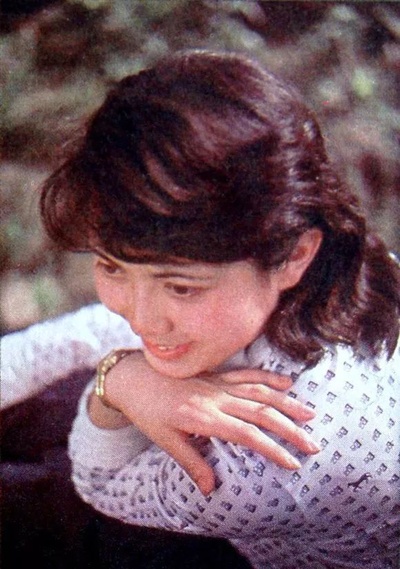 王薇的写真-http://www.sohu.com/...